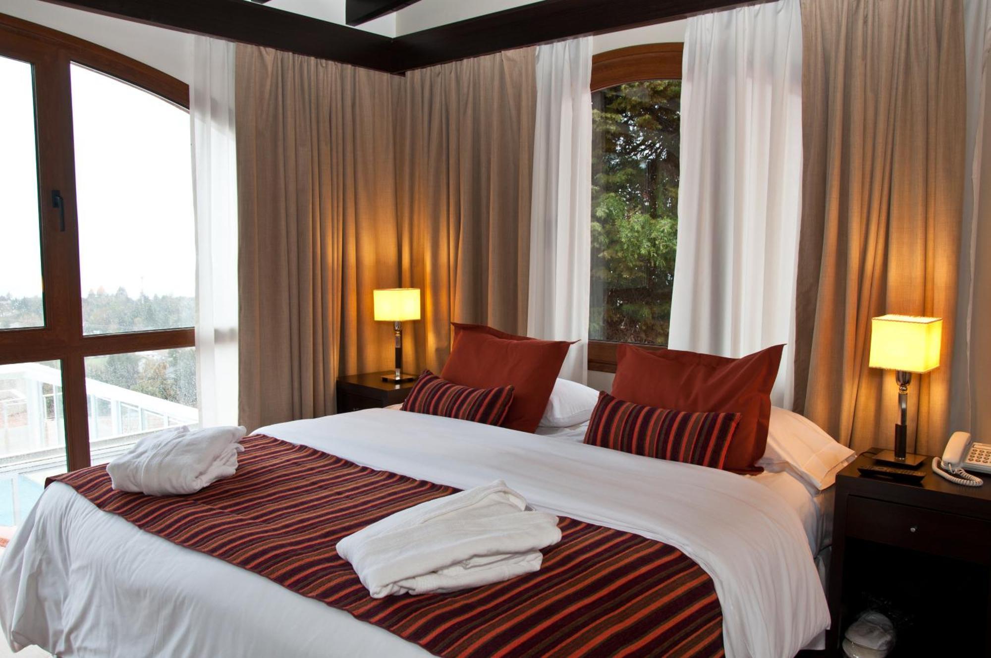 Monasterio Hotel Boutique Сан Карлос де Барилоче Екстериор снимка