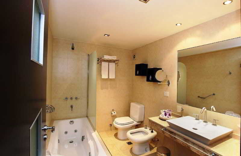 Monasterio Hotel Boutique Сан Карлос де Барилоче Екстериор снимка